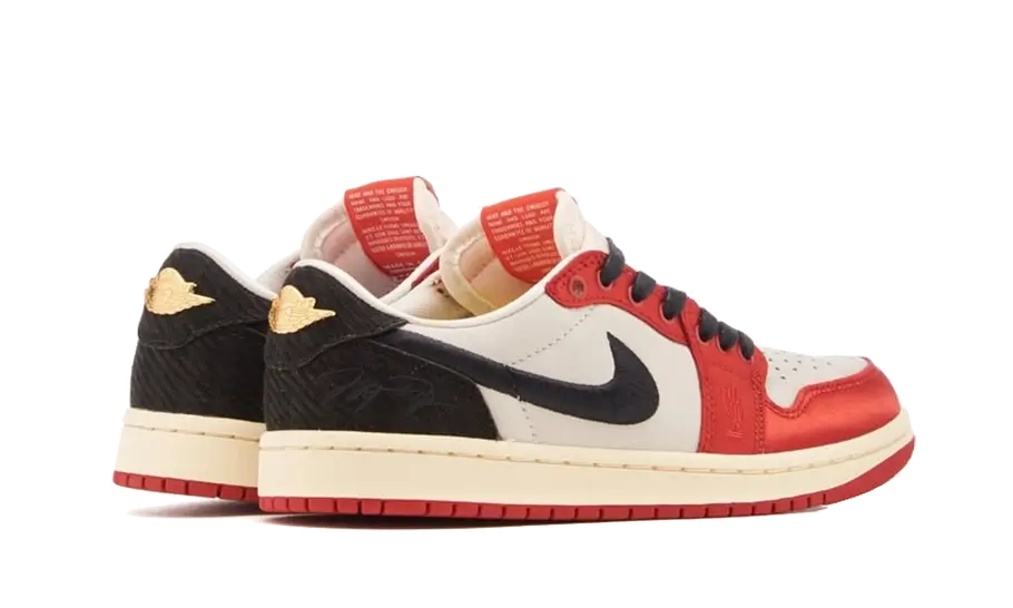 Air Jordan 1 Retro Low OG Trophy Room - FN0432-100